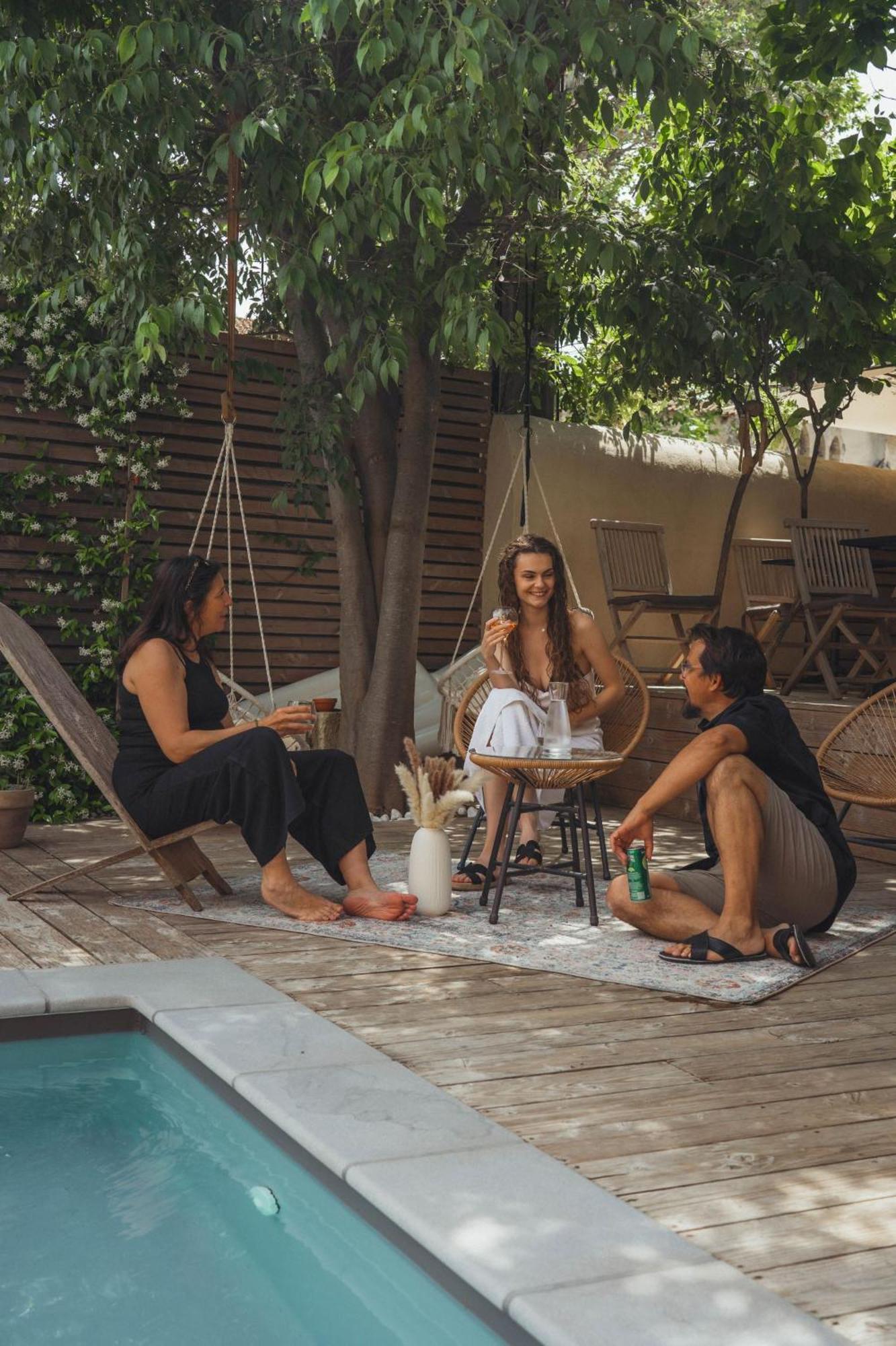 La Domitia - Maison D'Hotes, Massages & Bien-Etre Montbazin Экстерьер фото